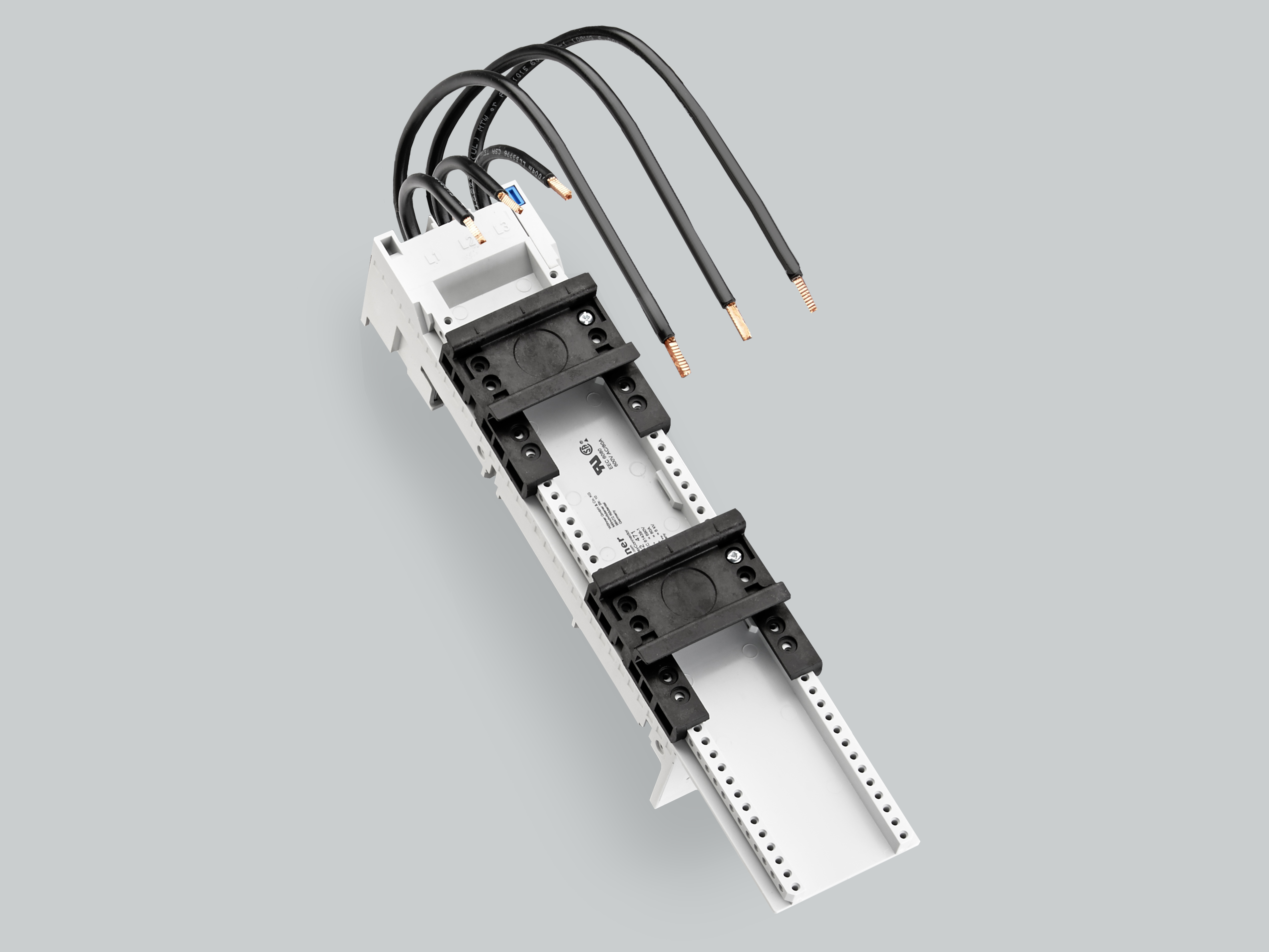 Universal adapters 80 A, 3-pole, with twin cables